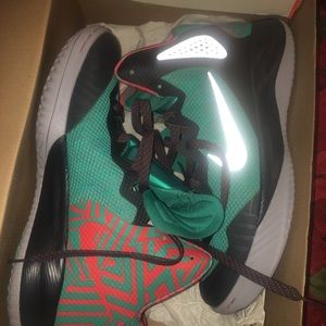 Mens Nike zoom hyperenforcer XD sneakers